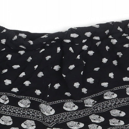 Select Womens Black Floral  Hot Pants Shorts Size 6