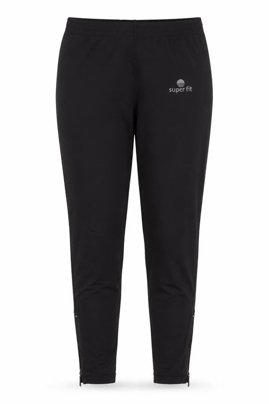 Front view of Superfit women’s black capri trousers, size L, 27-inch leg