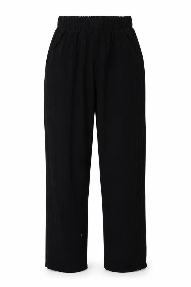 Front view of New Look women’s black trousers, size M, 26-inch leg