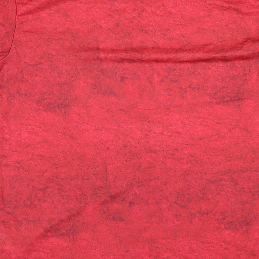 Avenue Mens Red    T-Shirt Size M
