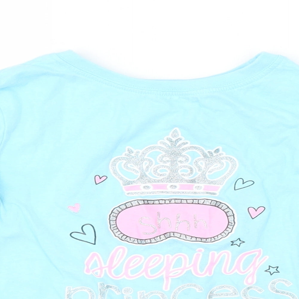 Preworn Girls Blue   Basic T-Shirt Size 5-6 Years