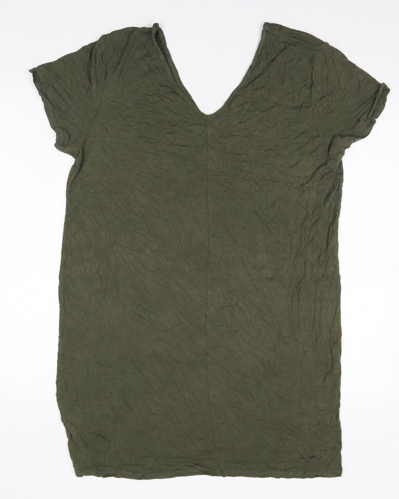 Womens UK Size 14 PRETTYLITTLETHING Green Basic T-Shirt