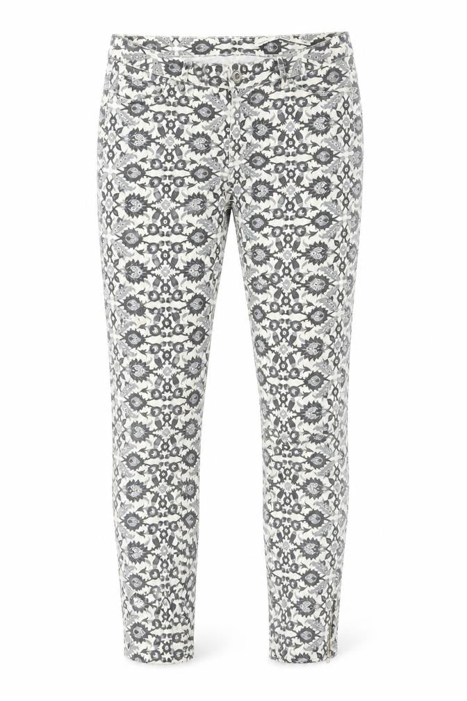 Front view of Zara women’s multicoloured floral skinny jeans, size UK 30, 26-inch leg regular
