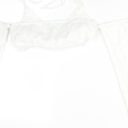 Womens UK Size 6 PRETTYLITTLETHING White Basic T-Shirt