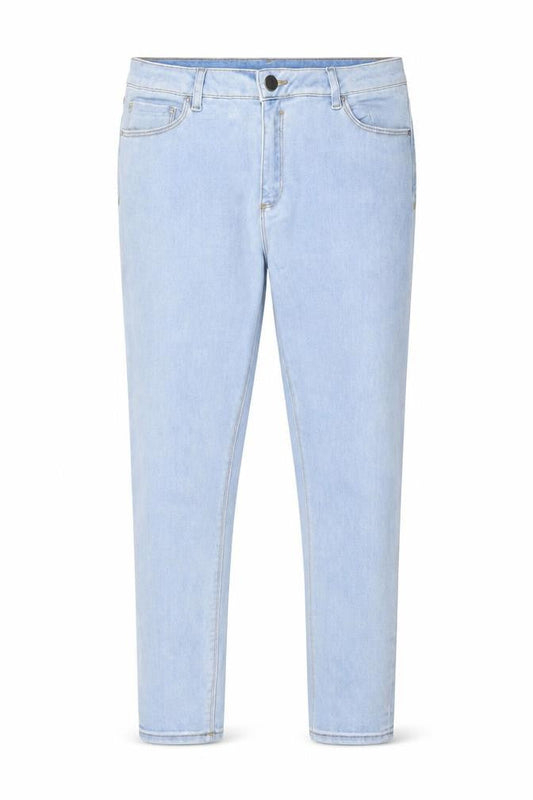 Front view of ASOS women’s blue cotton skinny jeans, size UK 34, in, 25-inch leg regular