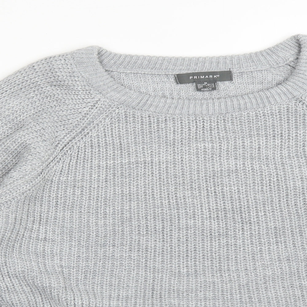 Close-up detail of Primark women’s grey acrylic pullover sweatshirt, size M