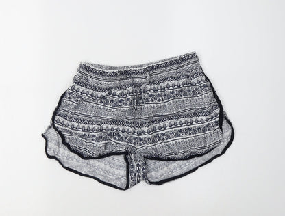 Primark Womens Blue Geometric Viscose Bermuda Shorts Size 8 L3 in Regular