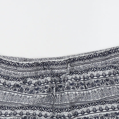 Primark Womens Blue Geometric Viscose Bermuda Shorts Size 8 L3 in Regular