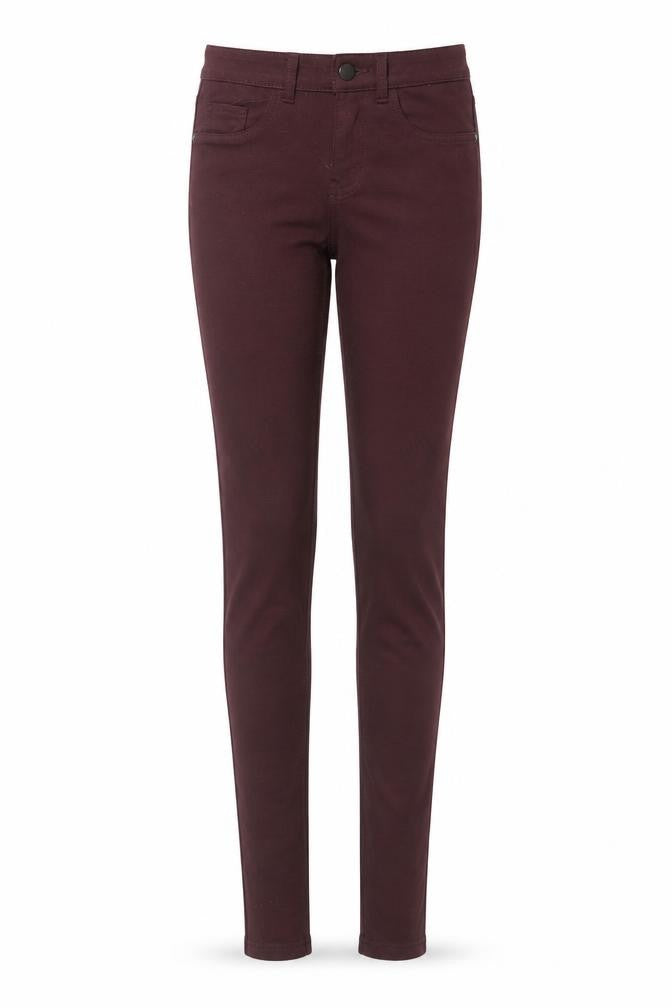 Front view of Denim & Co. women’s red cotton skinny jeans, size UK 6, 27-inch leg regular