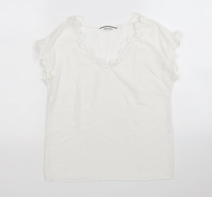 NAfNaf Womens White   Basic Blouse Size XS V-Neck