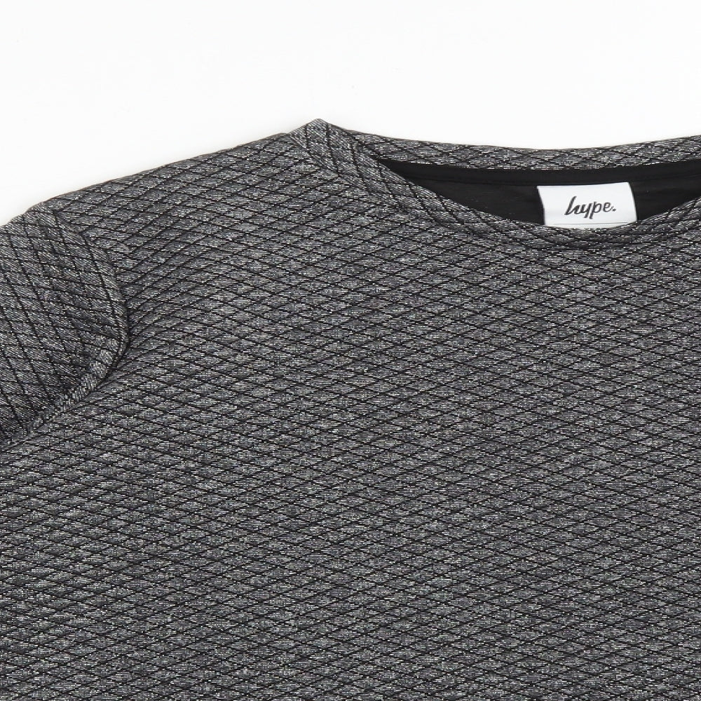 Close-up detail of Hype girls’ silver argyle/diamond polyester pullover sweatshirt, size 15, years