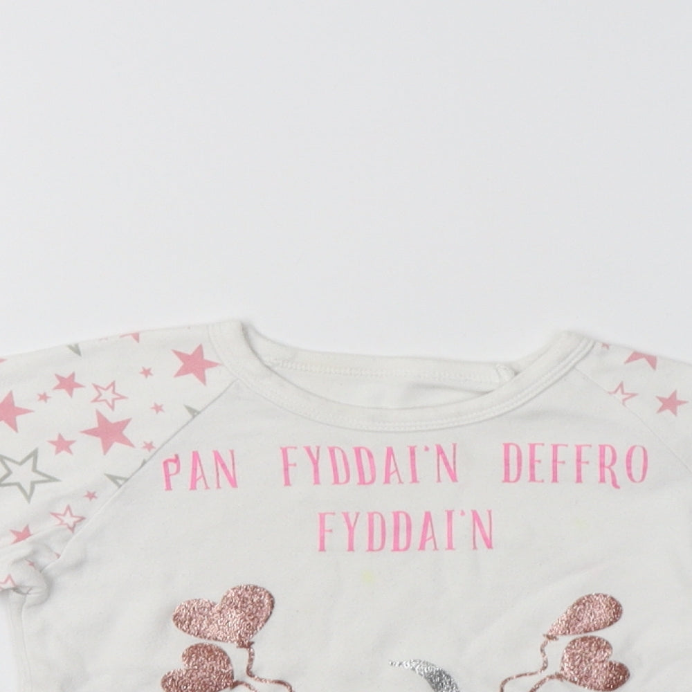 Preworn Girls White  Cotton Top Pyjama Top Size 3-4 Years   - Star Print