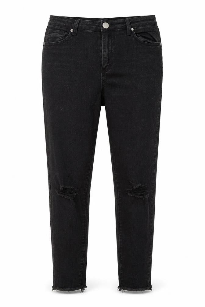 Front view of Boohoo women’s black cotton skinny jeans, size UK 12, 24-inch leg regular