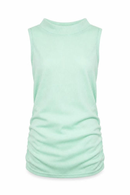 Front view of SHEIN women’s green round neck polyester vest jumper, size M