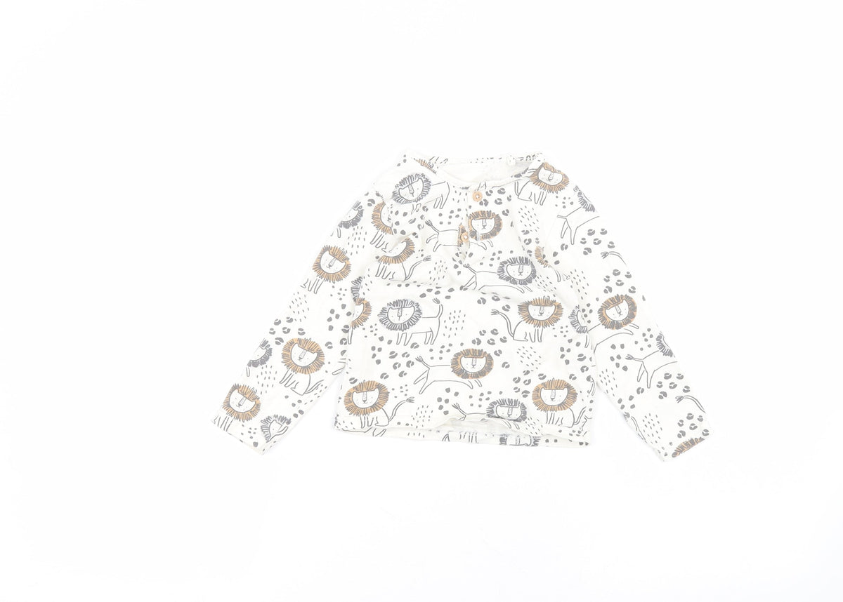 Back view of Tu boys’ white cotton basic t-shirt, size 12, years round neck
