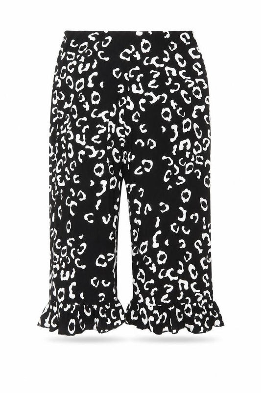 Front view of ASOS women’s black viscose cropped trousers, size UK 12, 21-inch leg regular