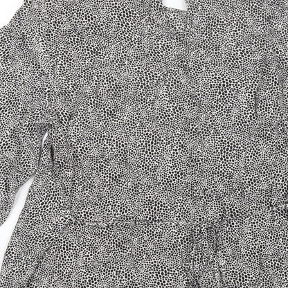 Primark Womens Black Animal Print Viscose Basic Blouse Size 10 Round Neck