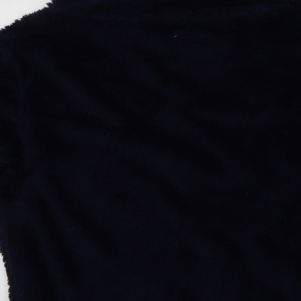 Brand and care label for Avenue women’s blue polyester top lounge set, size M