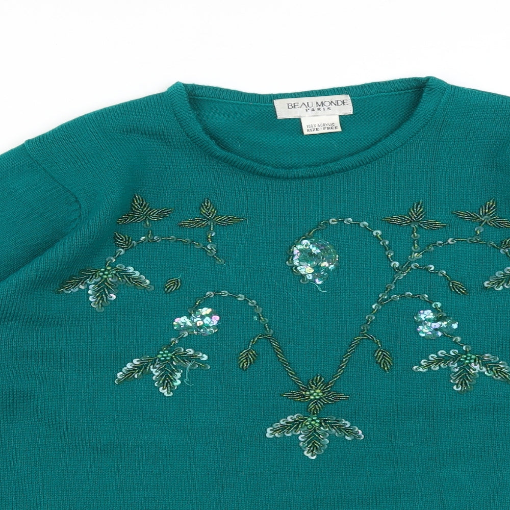 Close-up detail of BEAU MONDE women’s green acrylic pullover sweatshirt one size