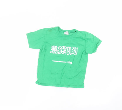 Additional front view of Gilden boys’ green cotton basic t-shirt, size S, round neck