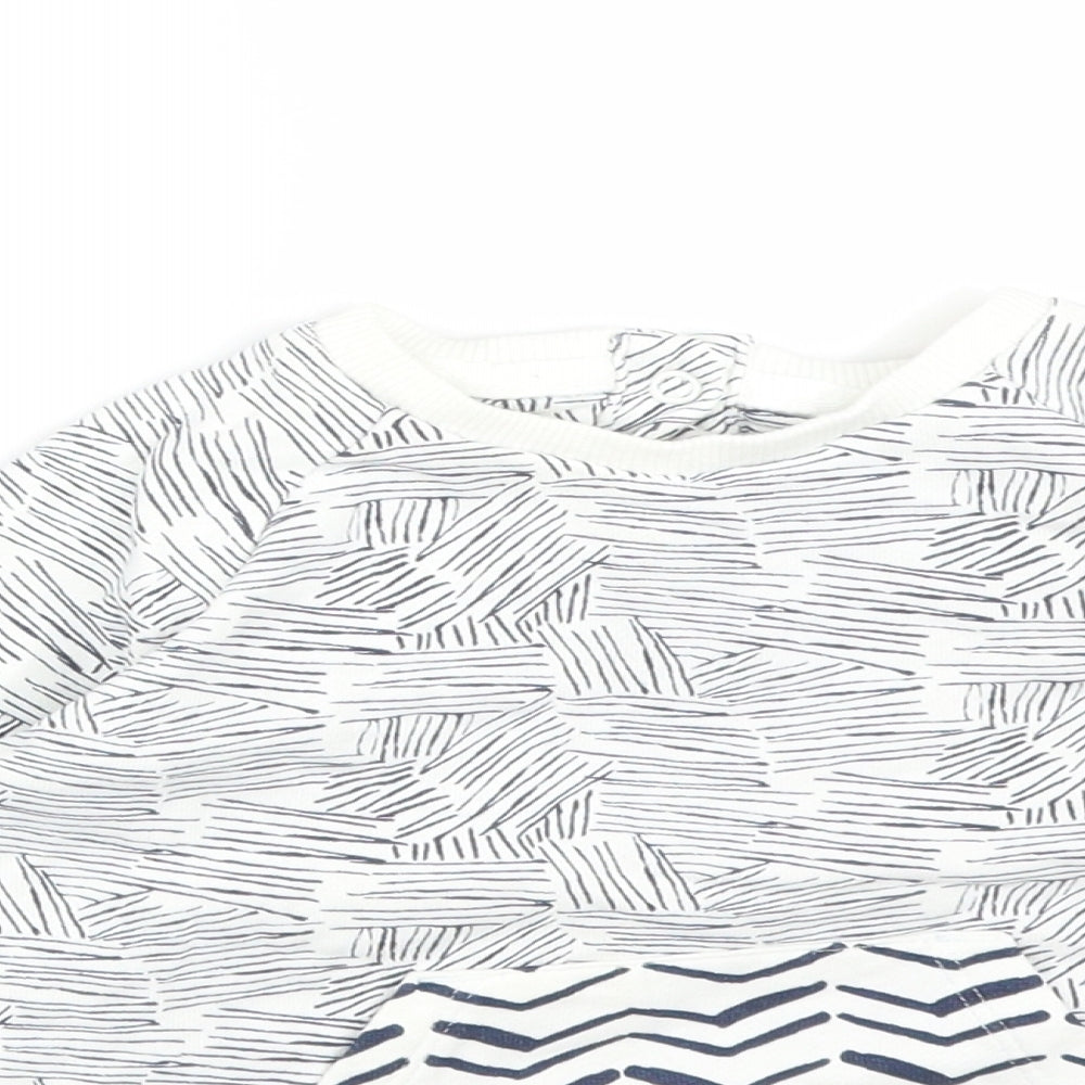Close-up detail of Marks & Spencer Multicoloured Geometric Cotton Basic T-Shirt, size 12-18, Months Round Neck