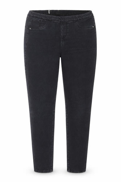 Front view of Denim Co women’s black cotton jegging jeans, size UK 8, 26-inch leg regular
