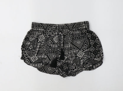 Primark Womens Black Geometric Viscose Bermuda Shorts Size 6 L3.5 in Regular