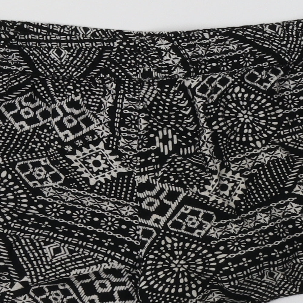 Primark Womens Black Geometric Viscose Bermuda Shorts Size 6 L3.5 in Regular