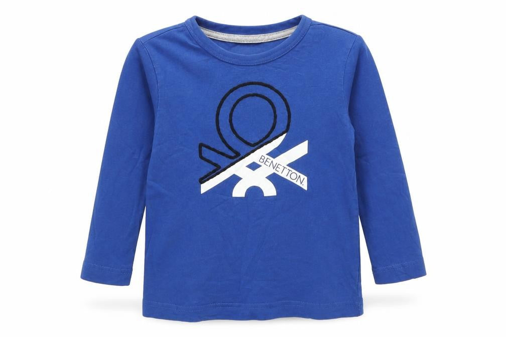 Front view of United Colors of Benetton boys’ blue cotton basic t-shirt, size 2, years round neck