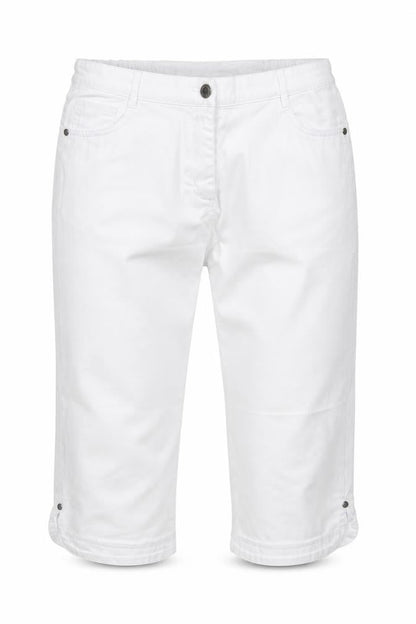 Front view of BM women’s white cotton cropped jeans, size UK 12, 20-inch leg regular
