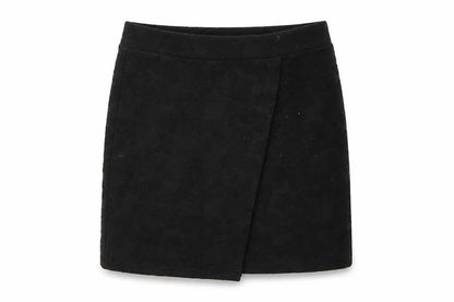 Front view of Topshop women’s black floral polyester straight & pencil skirt, size UK 12