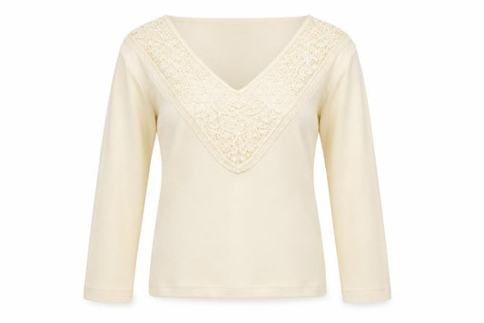Front view of Xe women’s ivory v-neck jumper, size M