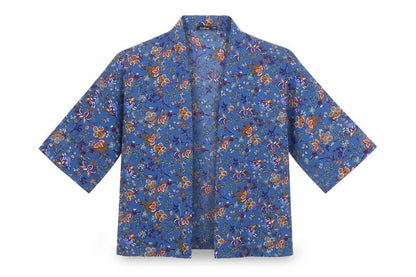 Front view of Boohoo women’s blue v-neck floral polyester shrug jumper, size S