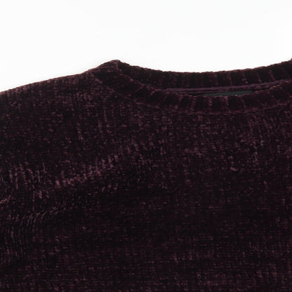 Close-up detail of New Look women’s purple polyester pullover sweatshirt, size M