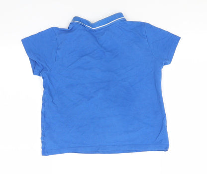Back view of F&F boys’ blue cotton basic polo, size 6-7, years collared