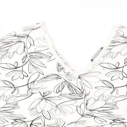 M&S Womens Multicoloured Floral Viscose Basic T-Shirt Size 14 V-Neck