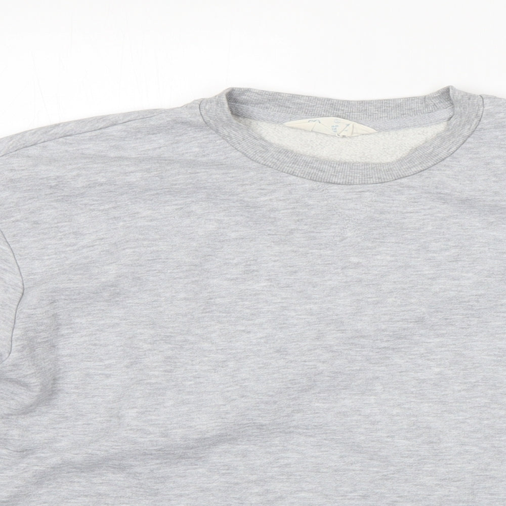 Close-up detail of Primark women’s grey cotton pullover sweatshirt, size S