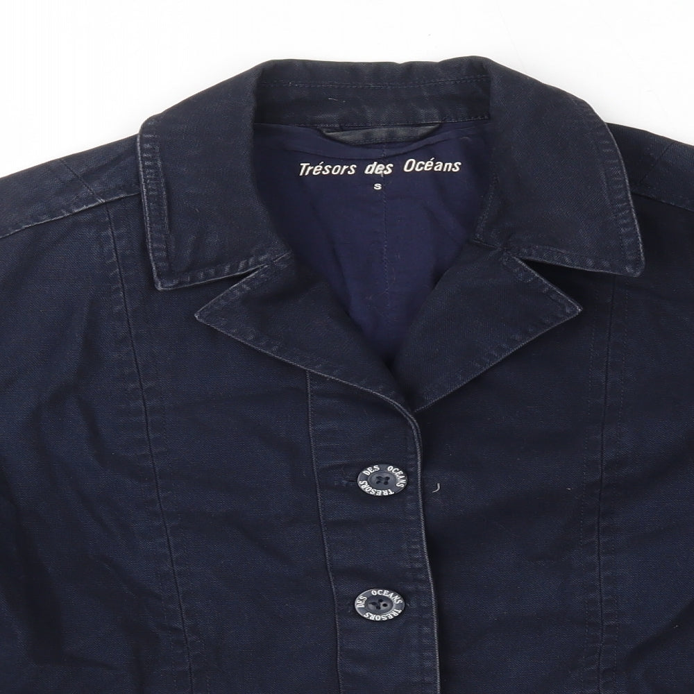 Close-up detail of Tresors de Oceans women’s blue jacket, size S