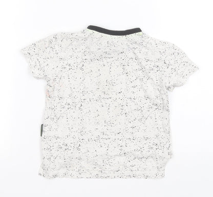 Primark Boys White Spotted Cotton Basic T-Shirt Size 18-24 Months Round Neck  - Legend