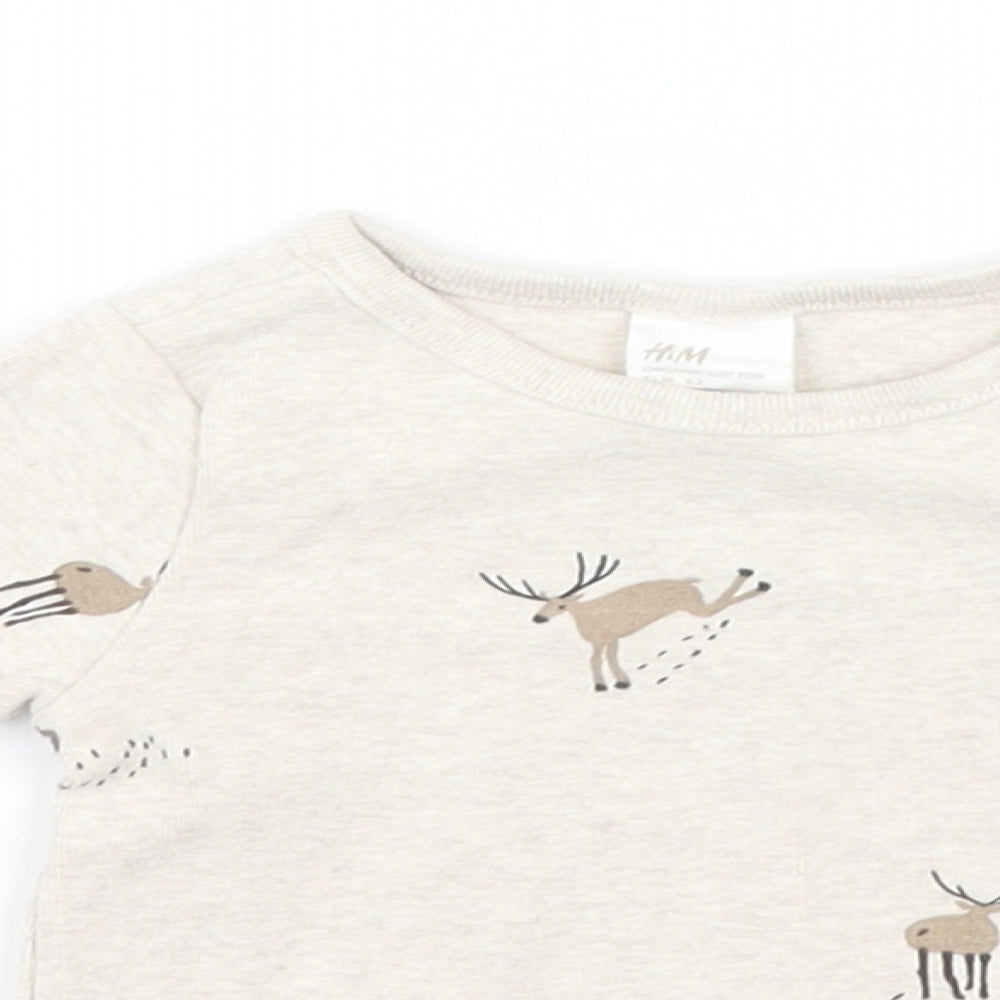 H&M Baby Ivory  Cotton Basic T-Shirt Size 0-3 Months Round Neck  - Reindeer