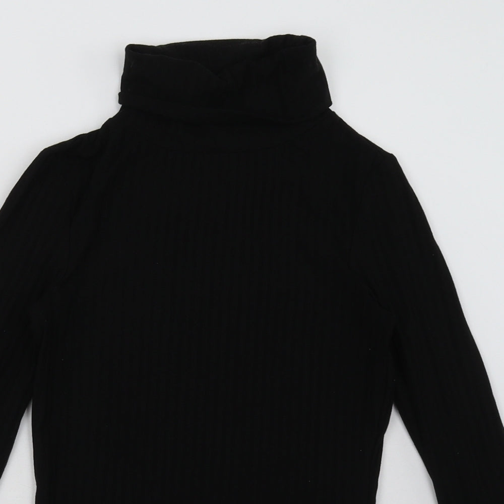 Close-up detail of New Look women’s black polyester pullover sweatshirt, size UK 8, pullover