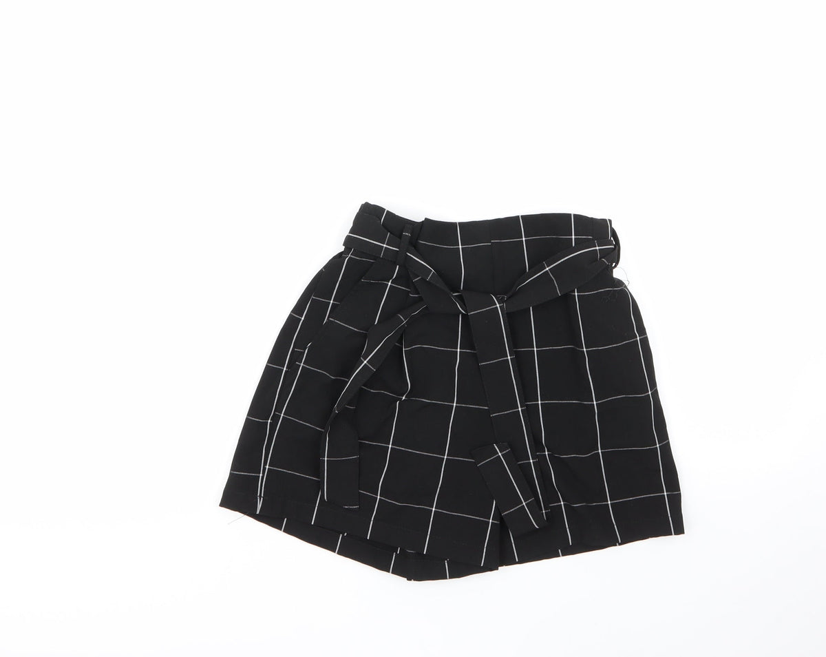 Additional front view of Pull&Bear women’s multicoloured check vinyl cut-off shorts, size UK 26, 6-inch leg regular