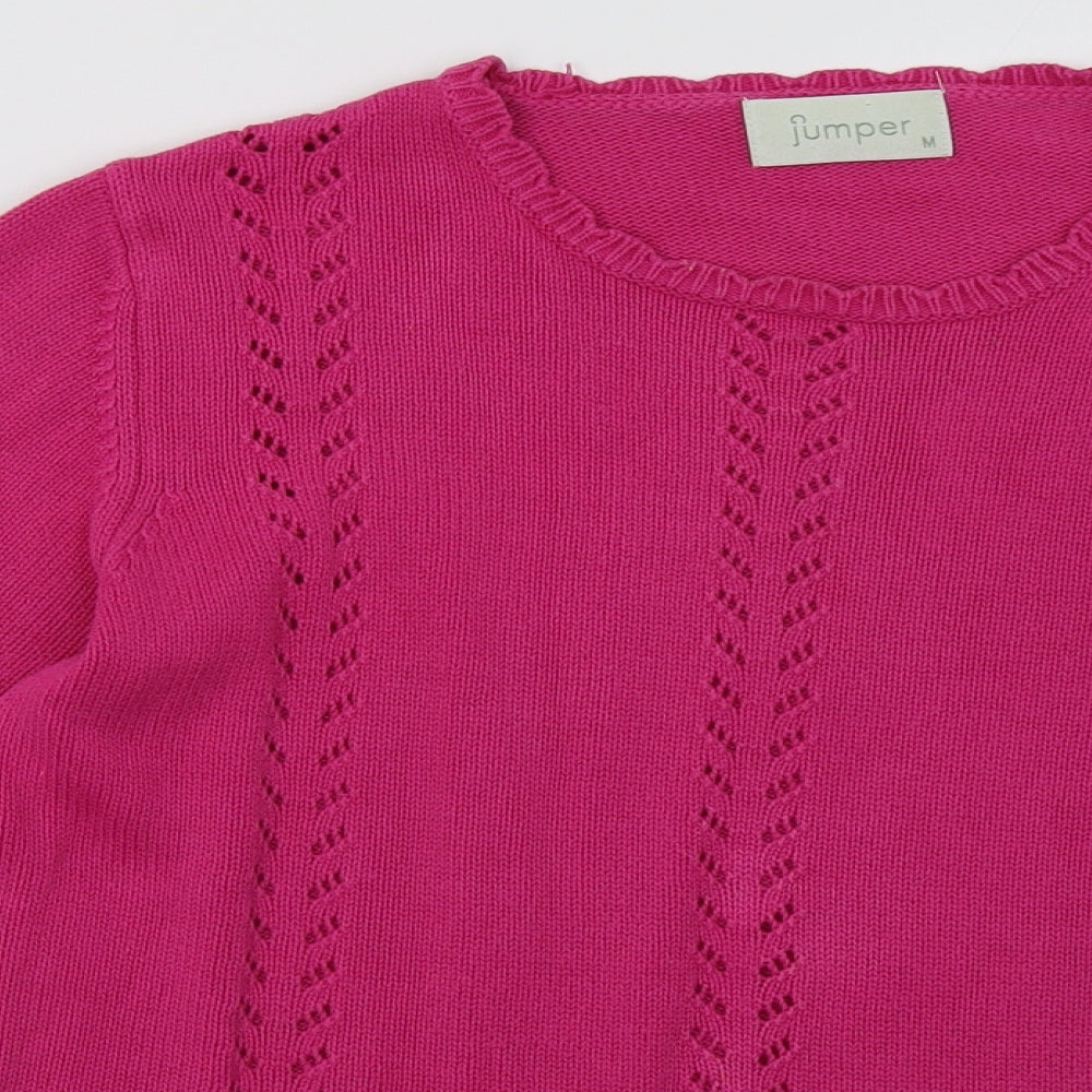 Close-up detail of women’s purple geometric cotton pullover sweatshirt, size M, pullover