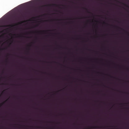 Brand and care label for Roz & Ali women’s purple nylon basic button-up, size L, collared