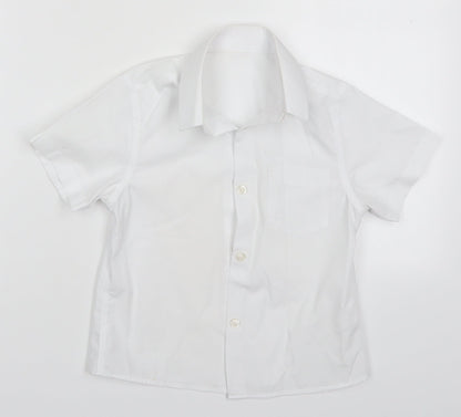 Additional front view of Tu boys’ white polyester basic button-up, size 5, years collared button