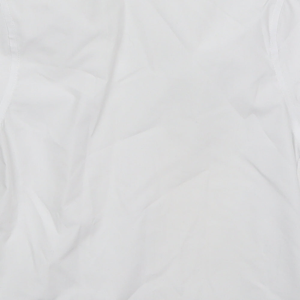 Brand and care label for Tu boys’ white polyester basic button-up, size 5, years collared button