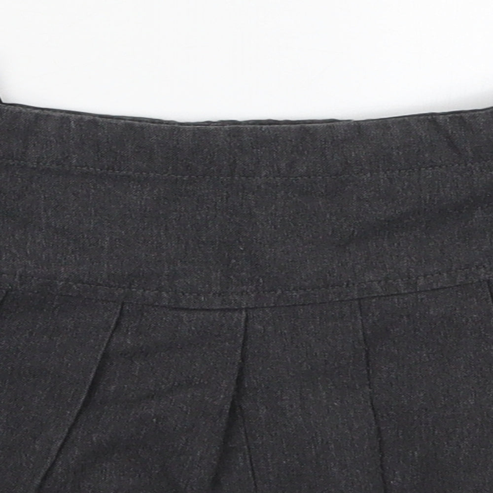 Close-up detail of Next girls’ grey polyester pleated skirt, size 3, years regular zip