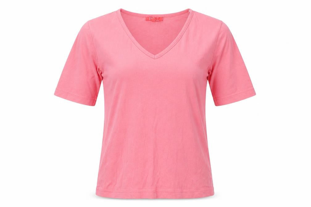Front view of Eva women’s pink cotton basic t-shirt, size M, v-neck
