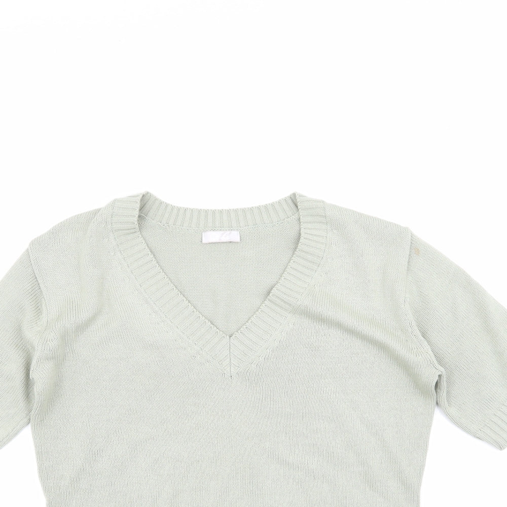 Close-up detail of Cheer women’s green round neck acrylic jumper, size UK 14