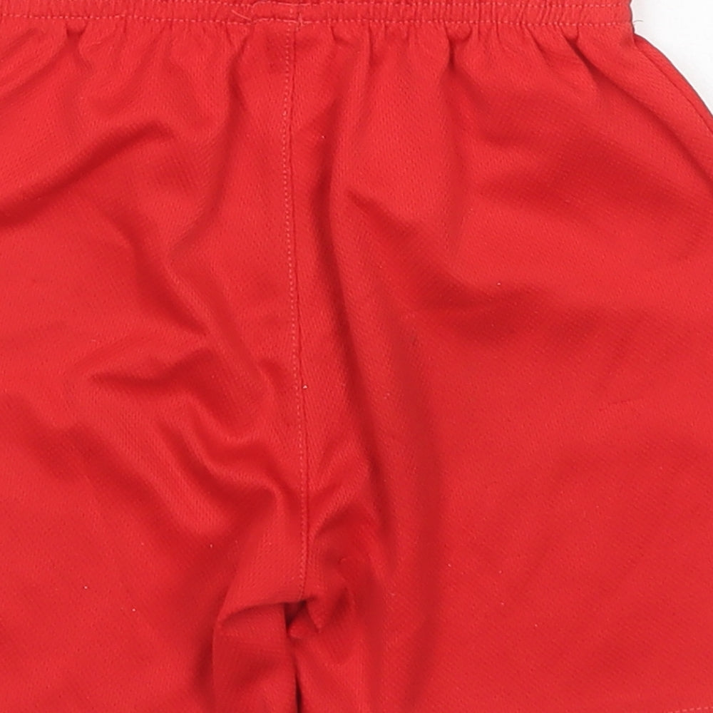 Brand and care label for George boys’ red polyester sweat shorts, size 4-5, years regular